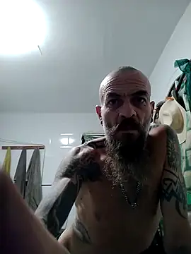 Snapshot of Zk1980 chatting on 24, 11, 2025 Zk1980 online show from 24, 11, 2025