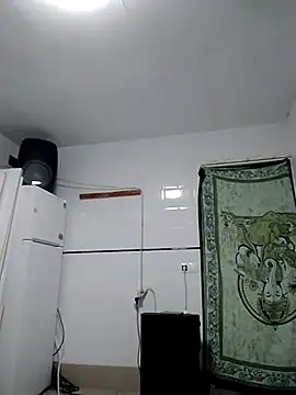 Snapshot of Zk1980 chatting on 21, 10, 2025 Zk1980 online show from 21, 10, 2025