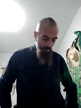 Snapshot of Zk1980 chatting on 2, 12, 2025 Zk1980 online show from 2, 12, 2025