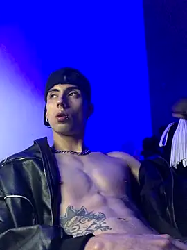 Snapshot of redmen69 chatting on 2, 10, 2025 redmen69 online show from 2, 10, 2025