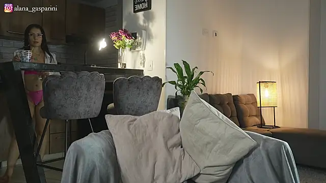 alana gasparini online show from 30, 11, 2025