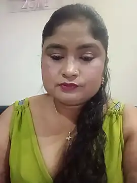 Snapshot of hornyriyanka chatting on 1, 7, 2026 hornyriyanka online show from 1, 7, 2026