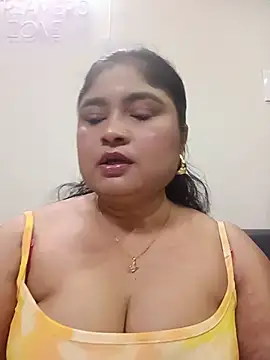 Snapshot of hornyriyanka chatting on 17, 7, 2026 hornyriyanka online show from 17, 7, 2026