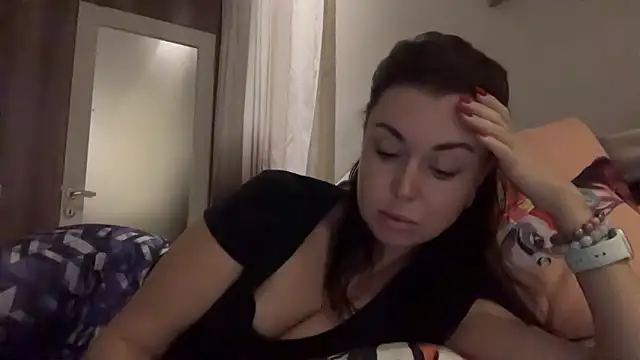 Gilin1 online show from 4, 11, 2025