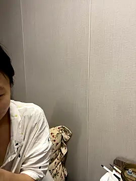 haiyan125216 online show from 20, 10, 2025