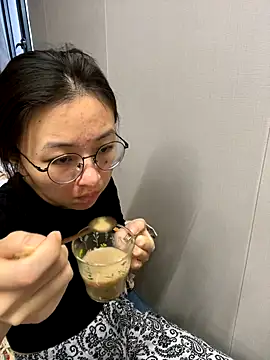 haiyan125216 online show from 9, 9, 2025