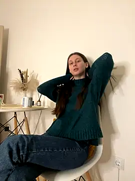 milanabaileys  online show from 30, 11, 2025