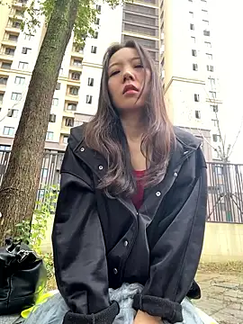 Snapshot of xinmeng-000 chatting on 5, 10, 2025 xinmeng-000 online show from 5, 10, 2025