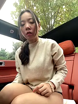 Snapshot of xinmeng-000 chatting on 26, 10, 2025 xinmeng-000 online show from 26, 10, 2025