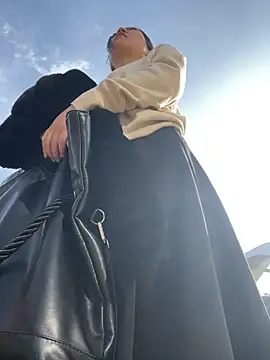 Snapshot of xinmeng-000 chatting on 11, 11, 2025 xinmeng-000 online show from 11, 11, 2025