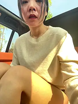 Snapshot of xinmeng-000 chatting on 21, 10, 2025 xinmeng-000 online show from 21, 10, 2025