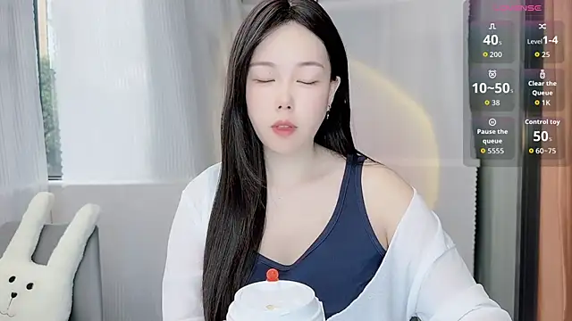 Bella Ava online show from 13, 11, 2025