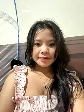 Snapshot of Bella_7777 chatting on 3, 10, 2025 Bella 7777 online show from 3, 10, 2025