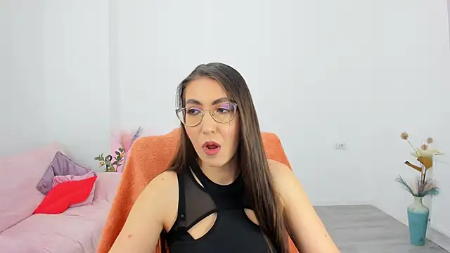 Kylie Kathy online show from 9, 10, 2025