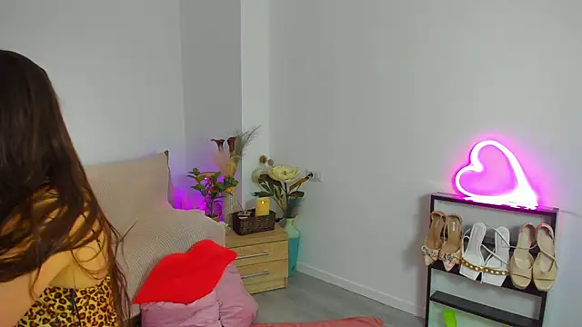 Kylie Kathy online show from 26, 9, 2025