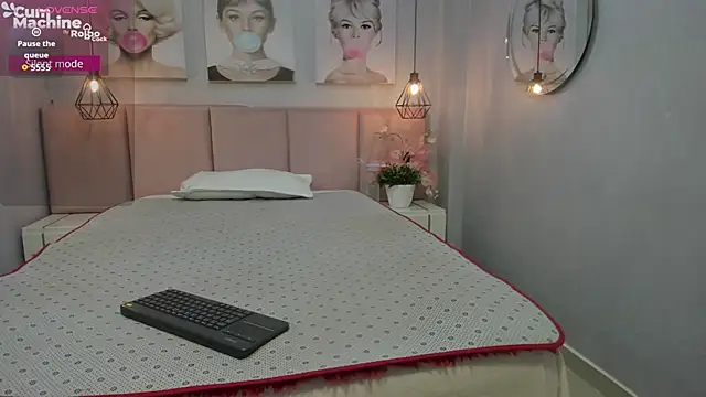 Ximenahott  online show from 16, 10, 2025