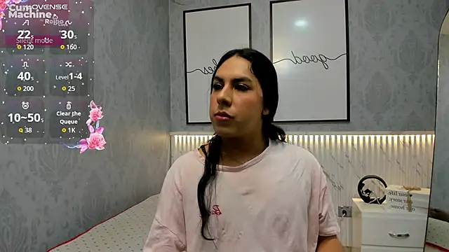 Ximenahott  online show from 4, 10, 2025