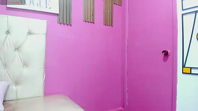 Lucia Spear online show from 31, 10, 2025