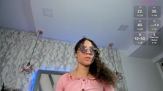 Hanna Cornee  online show from 11, 9, 2025