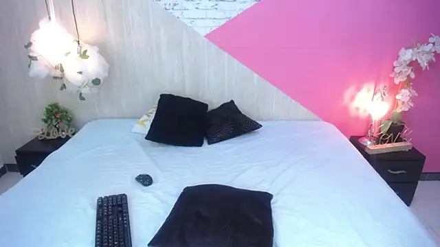 sophia brunette  online show from 30, 11, 2025