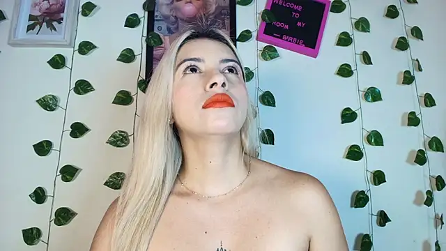 Snapshot of Barbiie_98 chatting on 3, 3, 2026 Barbiie 98 online show from 3, 3, 2026