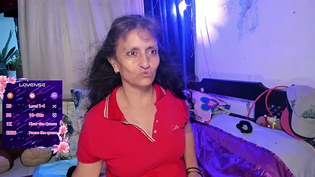 Snapshot of LadyPilar chatting on 30, 9, 2025 LadyPilar online show from 30, 9, 2025