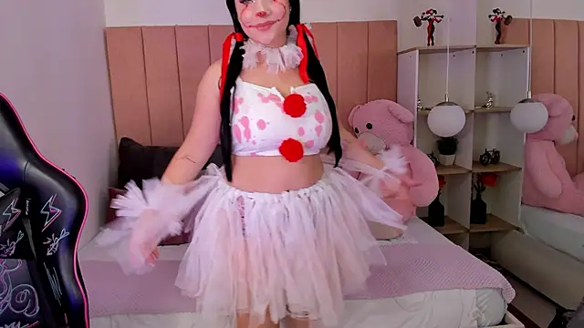 cloe weiss online show from 31, 10, 2025