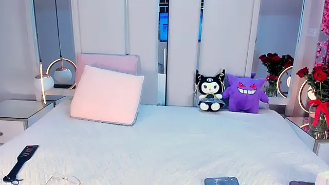 VesperVelvet online show from 17, 2, 2026