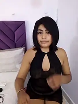 Kaylachannell online show from 13, 4, 2026