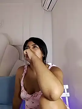 Kaylachannell online show from 18, 5, 2026