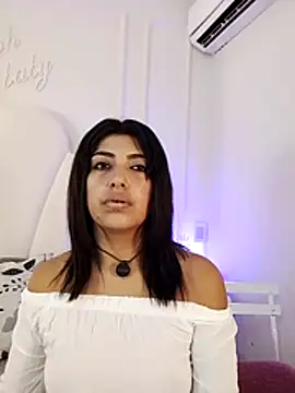 Snapshot of Kaylachannell chatting on 19, 7, 2026 Kaylachannell online show from 19, 7, 2026