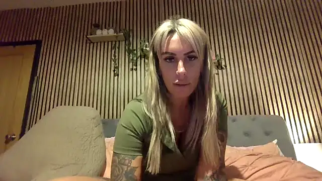 poppyinga1 online show from 6, 3, 2026