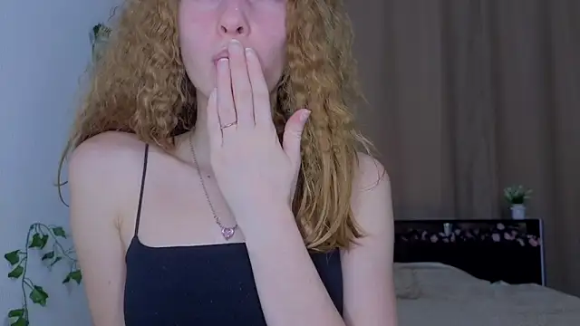 Candy Flosse online show from 7, 10, 2025