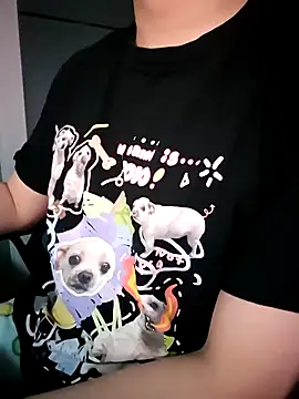 Snapshot of 111owo111 chatting on 4, 3, 2026 111owo111 online show from 4, 3, 2026