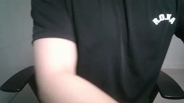 Snapshot of 111owo111 chatting on 22, 4, 2026 111owo111 online show from 22, 4, 2026