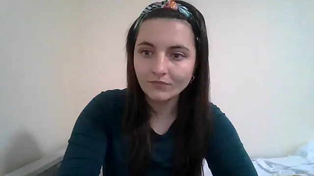 DInaraXRose online show from 11, 11, 2025