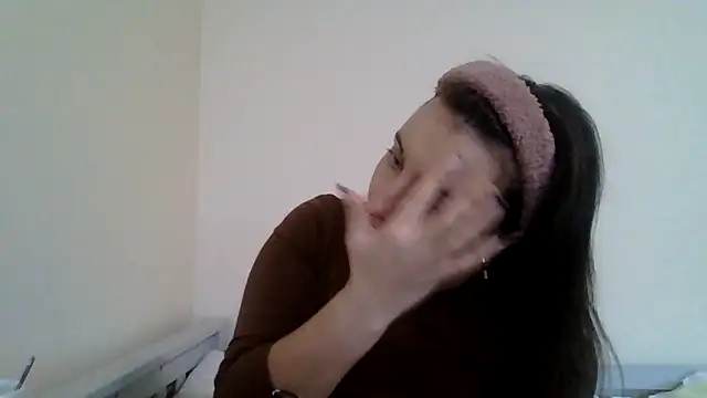 DInaraXRose online show from 21, 10, 2025