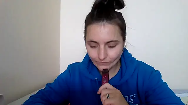 DInaraXRose online show from 11, 9, 2025