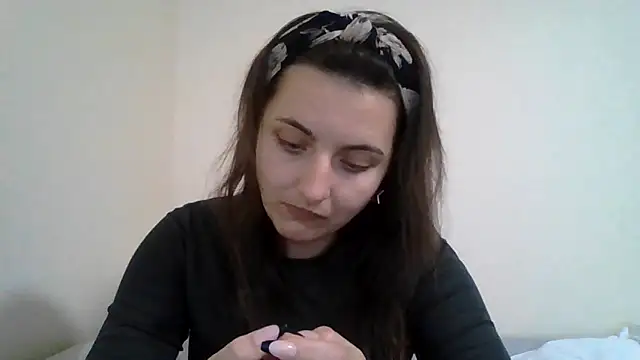 DInaraXRose online show from 9, 10, 2025