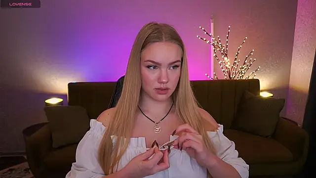 CelesteNoir online show from 18, 11, 2025