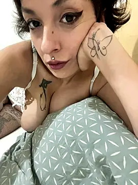 Piggiteablacktea online show from 24, 9, 2025