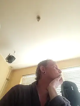 piercingpik online show from 11, 5, 2026