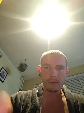 piercingpik online show from 9, 1, 2026