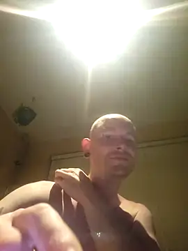 piercingpik online show from 25, 5, 2026