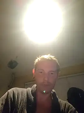 piercingpik online show from 10, 4, 2026