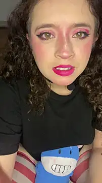 Lucy YupiSweet online show from 13, 1, 2026