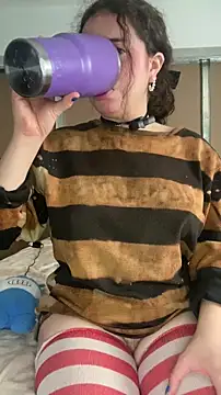 Lucy YupiSweet online show from 8, 1, 2026