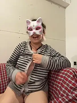 Snapshot of Lucy_YupiSweet chatting on 4, 3, 2026 Lucy YupiSweet online show from 4, 3, 2026