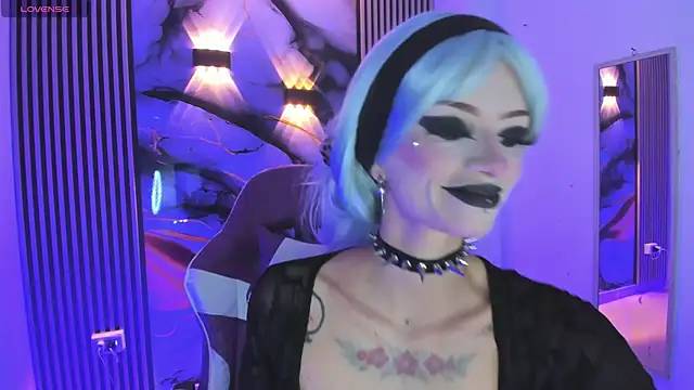 chloe jacksonn online show from 21, 4, 2026