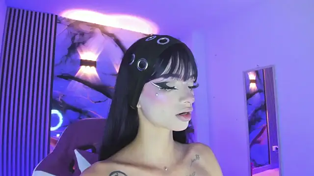 chloe jacksonn online show from 13, 6, 2026